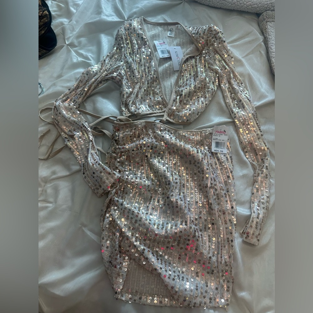Gold sequins set of top and skirt size S/M